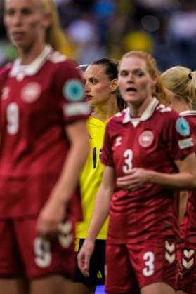 250603 Nathalie Björn of Sweden during the Women s Nations League football match between Sweden and Denmark on June 3, 2025 in Stockholm Photo Joel Marklund BILDBYRAN kod JM JM0698 fotboll football soccer fotball nations league uefa womens nations league sverige sweden danmark denmark dam bbeng  Copyright: JOELxMARKLUND BB250603JM167