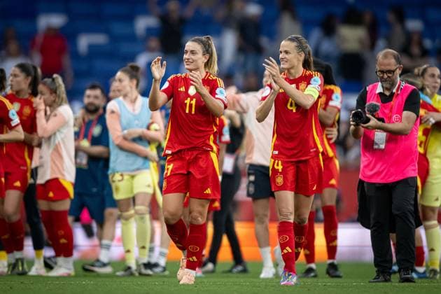 June 3, 2025, Barcelona, Spain: Alexia Putellas (Spain) and Irene Paredes (Spain) celebrates during a Women s Nations League match between Spain and England at Stage Front Stadium. Final Score: Spain 2 - England 1. Barcelona Spain - ZUMAs197 20250603_aaa_s197_254 Copyright: xFelipexMondinox