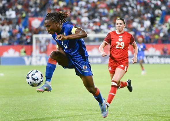 Football, Women, Canada - Haiti