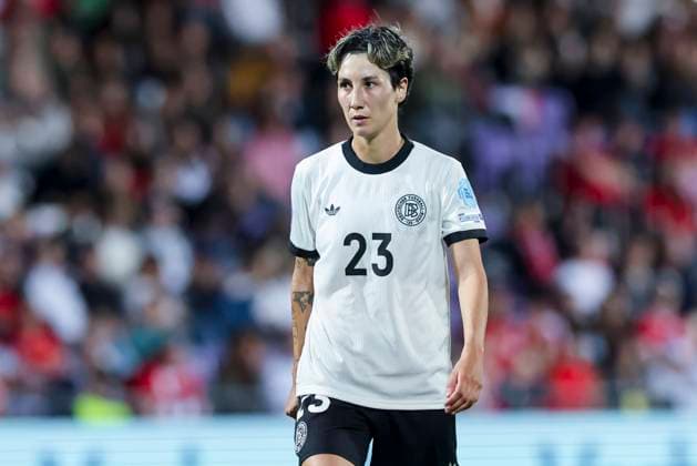 Football, Sara Doorsoun retires from the national team