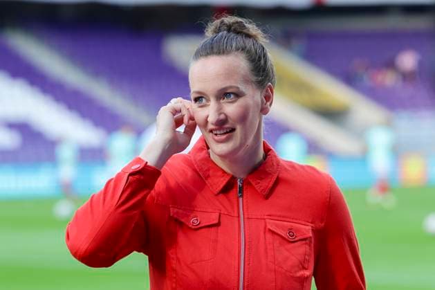 Expert Almuth Schult Das Erste looks on, UEFA Women s Nations League 2024 25 Grp A1 MD6, Austria and Germany, Viola Park on 03 June 2025 in Vienna, Austria Photo by Marco Steinbrenner DeFodi Images Expert Almuth Schult Das Erste looks on, UEFA Women s Nations League 2024 25 Grp A1 MD6, Austria and Germany, Viola Park, June 3, 2025 in Vienna, Austria Photo by Marco Steinbrenner DeFodi Images