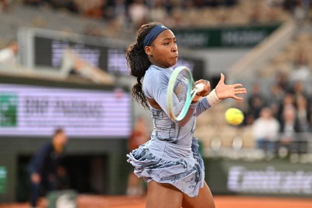 2025 Roland-Garros - Day 11 PARIS, FRANCE - JUNE 04: Coco Gauff of US competes during quarter-final women s singles match against Madison Keys (not seen) of US on day 11 of the French Open tennis tournament on Court Philippe-Chatrier at the Roland-Garros in Paris on June 04, 2025. Mustafa Yalcin Anadolu Paris France. Editorial use only. Please get in touch for any other usage.  Copyright: x2025xAnadoluxMustafaxYalcinx