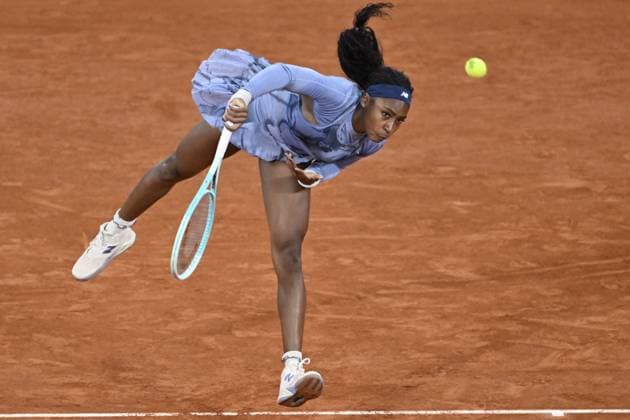 2025 Roland-Garros - Day 11 PARIS, FRANCE - JUNE 04: Coco Gauff of US competes against Madison Keys (not seen) of US during quarter-final women s singles match on day 11 of the French Open tennis tournament on Court Philippe-Chatrier at the Roland-Garros in Paris on June 04, 2025. Burak Akbulut Anadolu Paris France. Editorial use only. Please get in touch for any other usage.  Copyright: x2025xAnadoluxBurakxAkbulutx