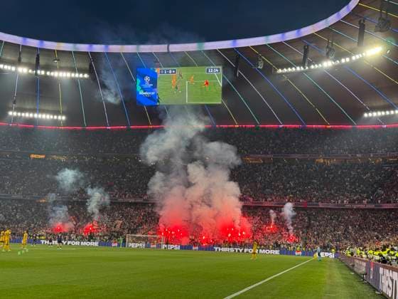 31 05 2025, Football UEFA Champions League Final 2025 Paris St Germain Inter Milan, in the Allianz Arena Munich Pyro from the Paris fans