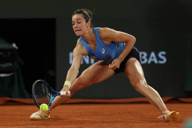 June 4, 2025, Paris, Celestynow, France: LOIS BOISSON of France during the match against Mirra Andreeva in the quarter final of the French Open 2025 at Roland Garros in Paris. Boisson won 7:6 (8-6), 6:3. Paris France - ZUMAc278 20250604_zsp_c278_033 Copyright: xMarcinxCholewinskix