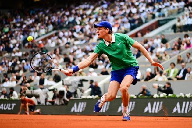 TENNIS : Roland Garros 2025 - Internationaux de France - 04 06 2025 Jannik Sinner ( Italy ) during the 2025 French Open at Roland Garros on Juin 04, 2025 in Paris, France. ( Photo Dante Badano PSNewz ) - ParisFrance  Copyright: xx