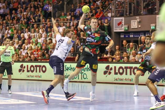 04 06 2025, xgox, Handball Daikin HBL, SC Magdeburg SG Flensburg Handewitt emspor, v l Felix Claar Magdeburg, 7 wirft Tor, Torschuetze, erzielt Tor, Treffer, scores the goal Magdeburg
