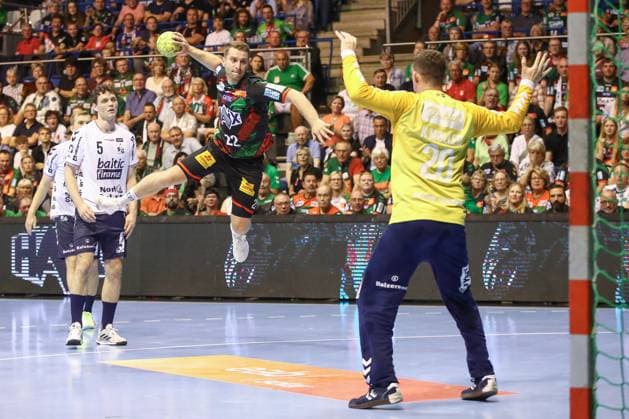 04 06 2025, xgox, Handball Daikin HBL, SC Magdeburg SG Flensburg Handewitt emspor, v l Lukas Mertens Magdeburg, 22 throws goal, Torschuetze, scores goal, Treffer, scores the goal Magdeburg