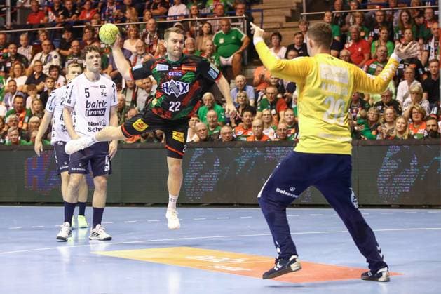 04 06 2025, xgox, Handball Daikin HBL, SC Magdeburg SG Flensburg Handewitt emspor, v l Lukas Mertens Magdeburg, 22 throws goal, Torschuetze, scores goal, Treffer, scores the goal Magdeburg