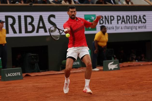 ROLAND GARROS 2025 Thierry Larret MAXPPP - PARIS (75) 04 06 2025 Thierry Larret Maxppp. Tennis. Roland Garros 2025. Internationaux de France de tennis. Stade Roland Garros, Paris (75).Le 4 juin 2025. Court Philippe Chatrier : Alexander ZVEREV (GER) vs Novak DJOKOVIC (SRB) PARIS (75) STADE ROLAND GARROS PARIS ILE DE FRANCE FRANCE  Copyright: xMAXPPPxThierryxLarretx TLR202506047024 TLR202506047024