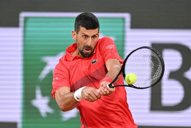 2025 Roland-Garros - Day 11 PARIS, FRANCE - JUNE 04: Novak Djokovic of Serbia gestures as he plays against Alexander Zverev of Germany during the Men s Singles Quarter Final match on Day Eleven of the 2025 French Open at Roland Garros on June 04, 2025 in Paris, France. Mustafa Yalcin Anadolu Paris France. Editorial use only. Please get in touch for any other usage.  Copyright: x2025xAnadoluxMustafaxYalcinx