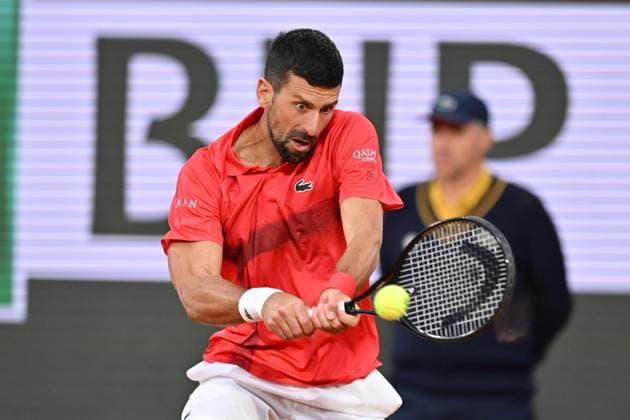 2025 Roland-Garros - Day 11 PARIS, FRANCE - JUNE 04: Novak Djokovic of Serbia gestures as he plays against Alexander Zverev of Germany during the Men s Singles Quarter Final match on Day Eleven of the 2025 French Open at Roland Garros on June 04, 2025 in Paris, France. Mustafa Yalcin Anadolu Paris France. Editorial use only. Please get in touch for any other usage.  Copyright: x2025xAnadoluxMustafaxYalcinx