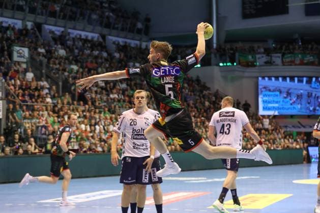 04 06 2025, xtgx, Handball, Daikin HBL, SC Magdeburg SG Flensburg Handewitt v l Pablo Lange Magdeburg, 5 wirft Tor, Torschuetze, erzielt Tor, Treffer, scores the goal Magdeburg