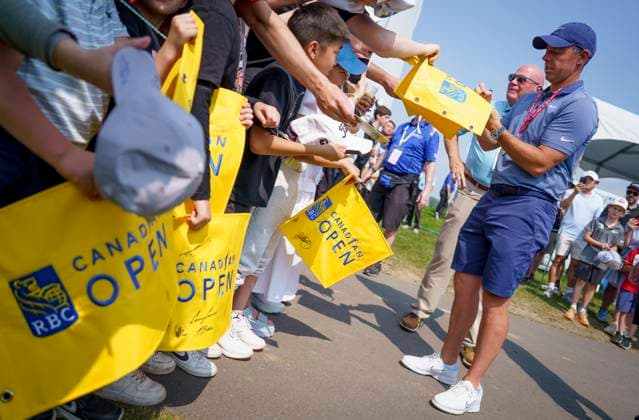 June 4, 2025, Alton, On, CANADA: Rory McIlroy signs autographs for young fans during the RBC Canadian Open Golf Pro Am in Alton, Ont., Wednesday, June 4, 2025. 20250604 RBC CANADIAN OPEN PRO AM  - ZUMAc35_ 20250604_zaf_c35_103 Copyright: xPeterxPowerx