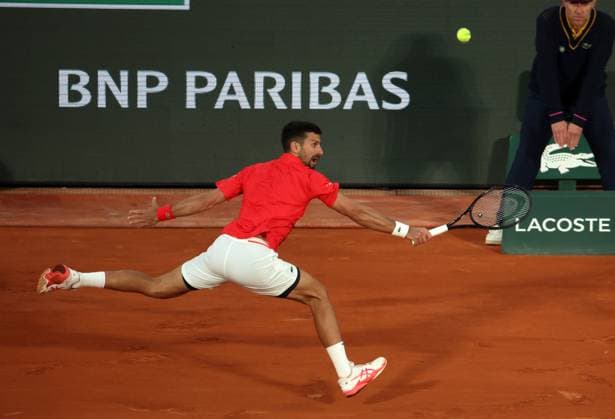 Serb Novak Djokovic plays against German Alexander Zverev during their quarterfinal match of the French Tennis Open in Roland Garros in Paris, France, on Wednesday, June 4, 2025. Djokovic won 4?6, 6-3, 6-2, 6-4.  PAR20250604207 MAYAxVIDON-WHITE