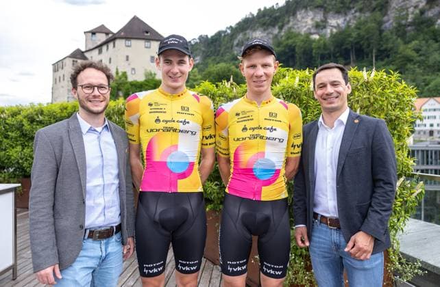 04 06 2025, Feldkirch, AUT, Tour of Austria 2025, Presentation of the Tour of Austria, in the picture from left Dominik Schatzmann facts Marketing , Dominik Amann Team Vorarlberg , Daniel Geismayr Team Vorarlberg , Kevin Netzer facts Marketing left to right Dominik Schatzmann facts Marketing Dominik Amann Team Vorarlberg Daniel Geismayr Team Vorarlberg Kevin Netzer facts Marketing during the Presentation of the Tour of Austria 2025 in Feldkirch, Austria on 2025 06 04 Expa Feldkirch  EP_gro