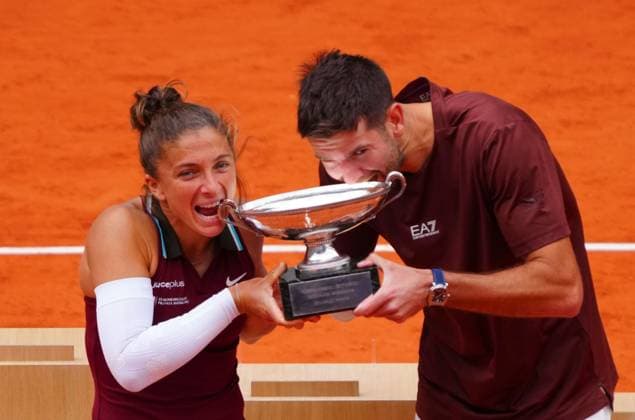 Tennis, French Open, Sara Errani and Andrea Vavassori win the mixed doubles final