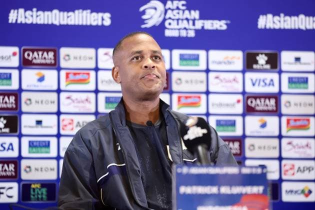 JAKARTA, INDONESIA - JUNE 04: Indonesia s head coach Patrick Kluivert attends a press conference, PK, Pressekonferenz ahead of the 2026 FIFA World Cup, WM, Weltmeisterschaft, Fussball Qualifier Round Three Group C match between Indonesia and China at Gelora Bung Karno Stadium on June 4, 2025 in Jakarta, Indonesia.  Copyright: xVCGx 111571903280