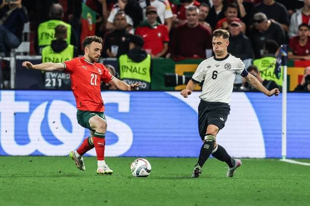 Sport, Football, UEFA Nations League season 2024 2025 Final Four semi-final Germany Portugal 04 06 2025, Munich Football Arena Diogo Jota Portugal, 21 Joshua Kimmich Germany, 6 duel Munich Munich Football Arena Allianz Arena Bayern Germany