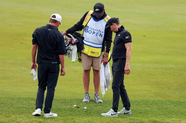 RBC Canadian Open 2025 at TPC Toronto at Osprey Valley CALEDON, ONTARIO - JUNE 05: Nick Hardy of the United States and Camilo Villegas of Colombia check the location of their shots to the fringe at the 18th green during the first round of the RBC Canadian Open 2025 at TPC Toronto at Osprey Valley on June 05, 2025 in Caledon, Ontario, Canada. Caledon Ontario United States  Copyright: xAmyxLemusx originalFilename:lemus-rbccanad250605_npliQ.jpg