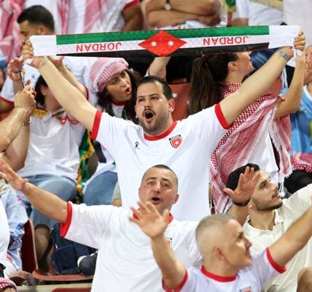 Oman v Jordan - FIFA World Cup, WM, Weltmeisterschaft, Fussball 2026 Qualifier Jordan fans show their support before the FIFA World Cup 2026 Qualifier match between Oman and Jordan at Sultan Qaboos Sports Complex Stadium in Muscat, Oman, on June 5, 2025. Muscat Oman  Copyright: xAmeenxAhmedx originalFilename:alameen-notitle250605_np6CW.jpg