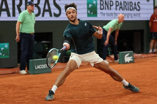 June 6, 2025, Paris, Celestynow, France: LORENZO MUSETTI of Italy during the match against Carlos Alcaraz of Spain in semi final men s singles of French Open 2025 at Roland Garros in Paris. Paris France - ZUMAc278 20250606_zsp_c278_022 Copyright: xMarcinxCholewinskix