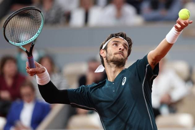 June 6, 2025, Paris, Celestynow, France: LORENZO MUSETTI of Italy during the match against Carlos Alcaraz of Spain in semi final men s singles of French Open 2025 at Roland Garros in Paris. Paris France - ZUMAc278 20250606_zsp_c278_026 Copyright: xMarcinxCholewinskix