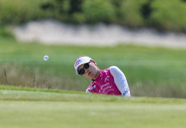 June 06, 2025: Yuma Nishimura of Japan punches the ball out of the bunker during the ShopRite LPGA, Golf Damen Classic Presented by Acer in Galloway, NJ. CSM Galloway United States of America - ZUMAc04_ 20250606_zma_c04_002 Copyright: xMikexLangishx