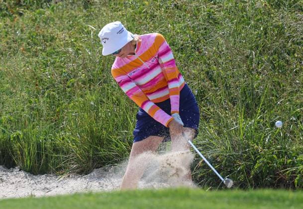June 06, 2025: Madalene Sagstrom of Sweden punches her shot out of the trap during the ShopRite LPGA, Golf Damen Classic Presented by Acer in Galloway, NJ. CSM Galloway United States of America - ZUMAc04_ 20250606_zma_c04_005 Copyright: xMikexLangishx