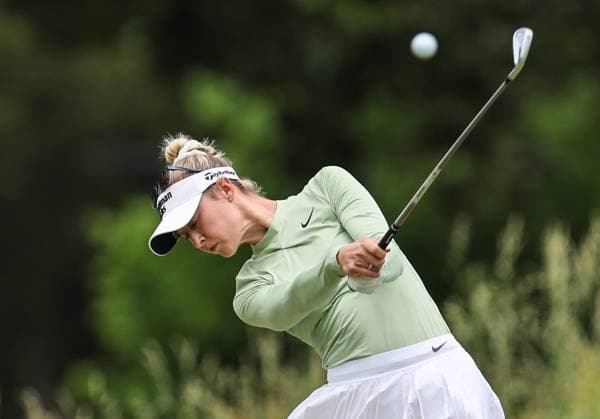 June 06, 2025: Nelly Korda of the United States tees off on the 11th hole during the ShopRite LPGA, Golf Damen Classic Presented by Acer in Galloway, NJ. CSM Galloway United States of America - ZUMAc04_ 20250606_zma_c04_012 Copyright: xMikexLangishx