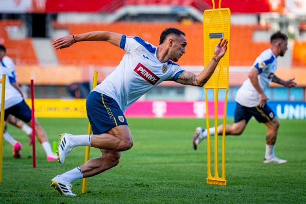 SOCCER - FIFA WC quali, AUT vs ROU VIENNA,AUSTRIA,06.JUN.25 - SOCCER - FIFA World Cup, WM, Weltmeisterschaft, Fussball 2026, European Qualifiers, group stage, OEFB international match, Länderspiel, Nationalmannschaft Austria vs Romania, preview, training ROU. Image shows Virgil Ghita (ROU). GEPAxpictures xKevinxHackner