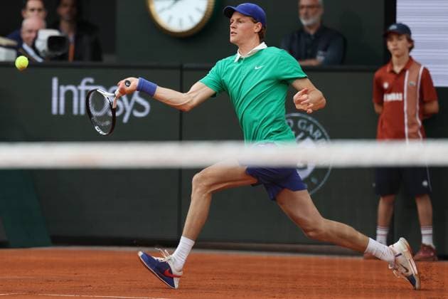 June 6, 2025, Paris, Celestynow, France: JANNIK SINNER of Italy during the match against Novak Djokovic of Serbia in semi final men s singles of French Open 2025 at Roland Garros in Paris. Paris France - ZUMAc278 20250606_zsp_c278_053 Copyright: xMarcinxCholewinskix