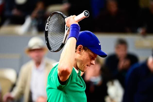 TENNIS : Roland Garros 2025 - Internationaux de France - 06 06 2025 Jannik Sinner ( Italy ) celebrates during the 2025 French Open at Roland Garros on Juin 06 , 2025 in Paris, France. ( Photo Dante Badano PSNewz ) - ParisFrance  Copyright: xx
