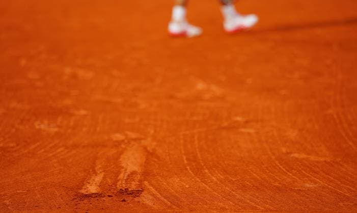 Novak Djokovic shoes and slide marks on the clay French Open Tennis, Day Thirteen, Tennis, Roland Garros, Paris, France - 06 Jun 2025 EDITORIAL USE ONLY No use with unauthorised audio, video, data, fixture lists, club league logos or live services. Online in-match use limited to 120 images, no video emulation. No use in betting, games or single club league player publications. Copyright: xJavierxGarcia Shutterstockx 15338000bk