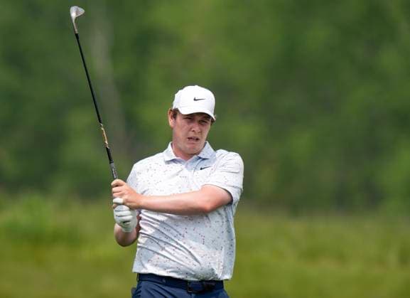 June 6, 2025, Caledon, On, CANADA: Robert MacIntyre of Scotland watches his approach shot on hole 8 in the second round of the RBC Canadian Open golf tournament in Caledon, Ont., Friday, June 6, 2025. Golf 2025: Canadian Open: Second Round  - ZUMAc35_ 20250606_zaf_c35_113 Copyright: xFrankxGunnx