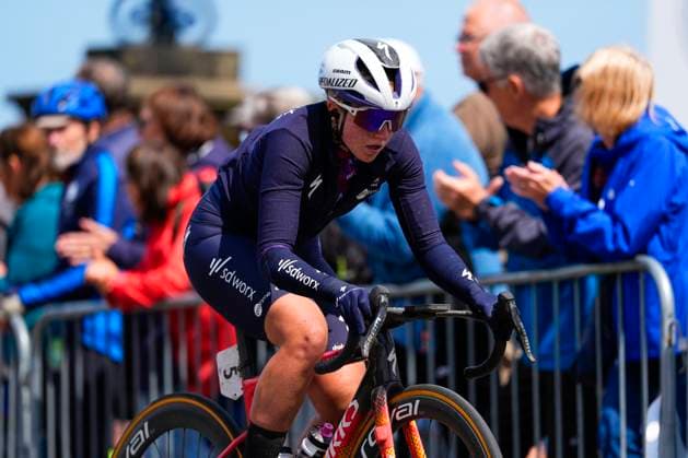 2025 Lloyds Tour of Britain Women Picture by Olly Hassell SWpix.com - 06 06 2025 - Cycling - UCI Women s World Tour - 2025 Lloyds Tour of Britain Women - Stage 2: Hartlepool to Saltburn-by-the-Sea - Skylar Schneider (Team SD Worx - Protime) Copyright: x xSWpix.comx(t axPhotographyxHubxLtd)xOllyxHassell SWpix.comx SWP-2945-0213
