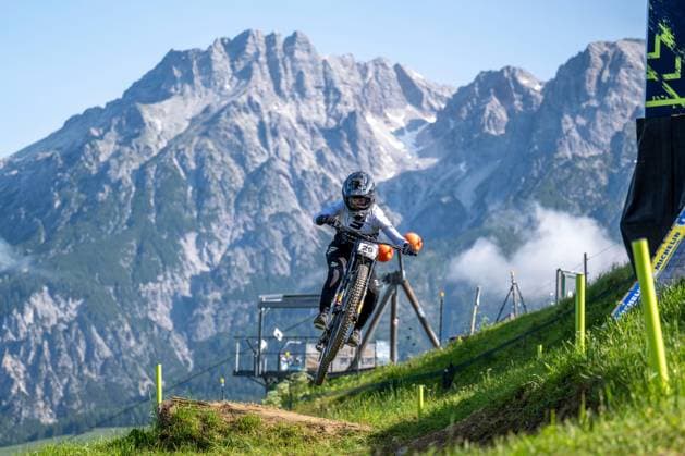 Bilder des Jahres 2025, Sport 06 Juni Sport Themen der Woche KW23 MOUNTAINBIKE - UCI MTB World Series LEOGANG,AUSTRIA,07.JUN.25 - CYCLING, MOUNTAIN BIKE - UCI Mountainbike World Cup, downhill. Image shows Lais Bonnaure (FRA).  GEPAxpictures xWolfgangxKofler