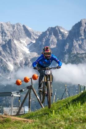 MOUNTAINBIKE - UCI MTB World Series LEOGANG,AUSTRIA,07.JUN.25 - CYCLING, MOUNTAIN BIKE - UCI Mountainbike World Cup, downhill. Image shows Elenora Guglielmi (ITA).  GEPAxpictures xWolfgangxKofler