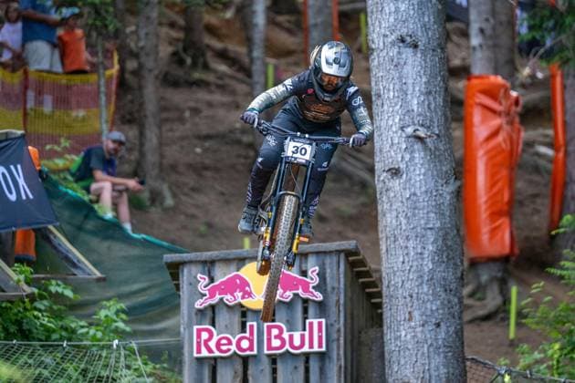 MOUNTAINBIKE - UCI MTB World Series LEOGANG,AUSTRIA,07.JUN.25 - CYCLING, MOUNTAIN BIKE - UCI Mountainbike World Cup, downhill. Image shows Mathilde Bernard (FRA).  GEPAxpictures xWolfgangxKofler