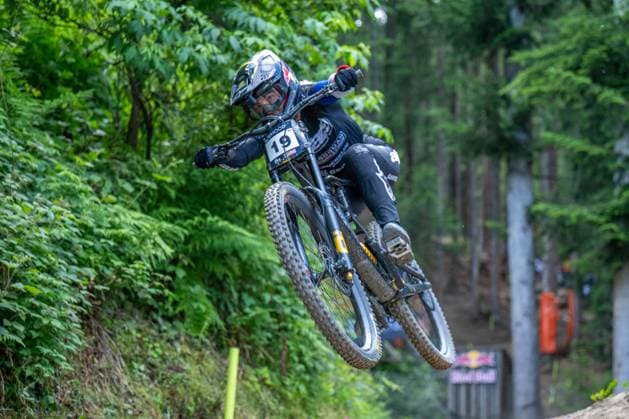 MOUNTAINBIKE - UCI MTB World Series LEOGANG,AUSTRIA,07.JUN.25 - CYCLING, MOUNTAIN BIKE - UCI Mountainbike World Cup, downhill. Image shows Lisa Bouladou (FRA).  GEPAxpictures xWolfgangxKofler