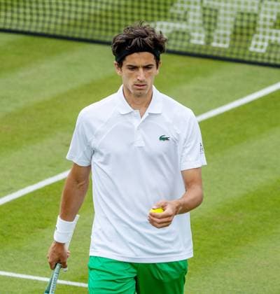 Pierre Hugues Herbert serving, Maximilian Marterer vs Pierre Hugues Herbert, Tennis, Boss Open, Qualification, 07 06 2025, Maximilian Marterer vs Pierre Hugues Herbert, Tennis, Boss Open, Qualification, 07 06 2025, Stuttgart Copyright: xEibner-Pressefoto EdwardxCheungx EP_ECG