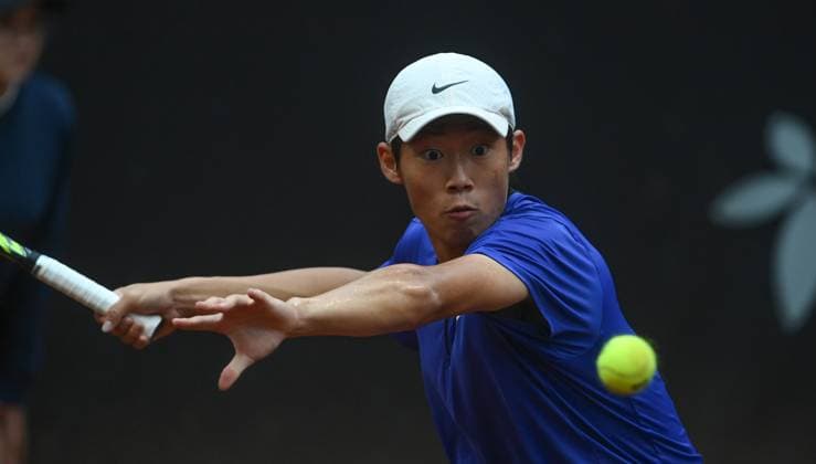 Tseng Chun-Hsin of Taiwan returns a ball to Hugo Dellien of Bolivia during their final match at the UniCredit Czech Open, ATP, Tennis Herren Challenger tour in Prostejov, Czech Republic, June 7, 2025. (CTKxPhoto LudekxPerina) CTKPhotoP2025060702565  CTKPhotoP2025060702565