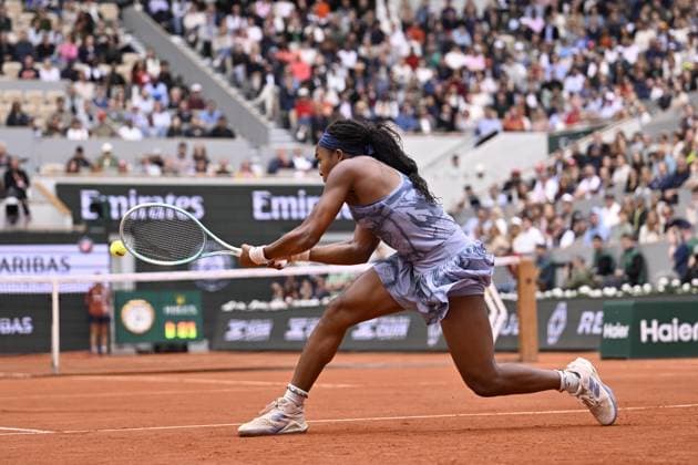 2025 Roland-Garros - Day 14 PARIS, FRANCE - JUNE 7: Coco Gauff of US in action against Aryna Sabalenka (not seen) during the Women s Singles final match on Day 14 of the 2025 French Open at Court Philippe-Chatrier in Paris, France on June 7, 2025. Burak Akbulut Anadolu Paris France. Editorial use only. Please get in touch for any other usage.  Copyright: x2025xAnadoluxBurakxAkbulutx