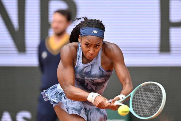 2025 Roland-Garros - Day 14 PARIS, FRANCE - JUNE 7: Coco Gauff of US in action against Aryna Sabalenka (not seen) during the Women s Singles final match on Day 14 of the 2025 French Open at Court Philippe-Chatrier in Paris, France on June 7, 2025. Mustafa Yalcin Anadolu Paris France. Editorial use only. Please get in touch for any other usage.  Copyright: x2025xAnadoluxMustafaxYalcinx