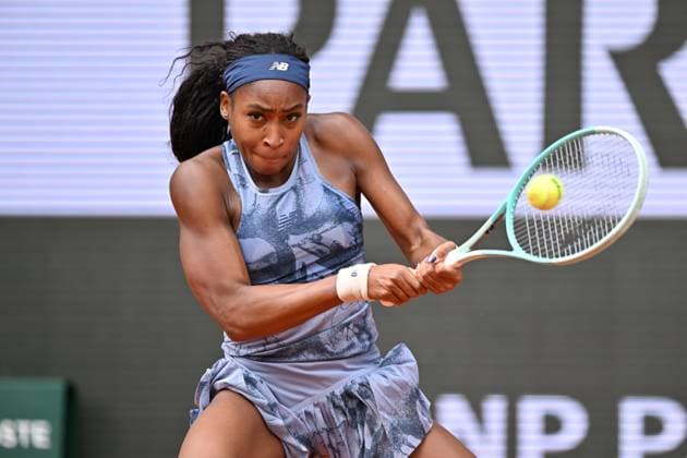 2025 Roland-Garros - Day 14 PARIS, FRANCE - JUNE 7: Coco Gauff of US in action against Aryna Sabalenka (not seen) during the Women s Singles final match on Day 14 of the 2025 French Open at Court Philippe-Chatrier in Paris, France on June 7, 2025. Mustafa Yalcin Anadolu Paris France. Editorial use only. Please get in touch for any other usage.  Copyright: x2025xAnadoluxMustafaxYalcinx
