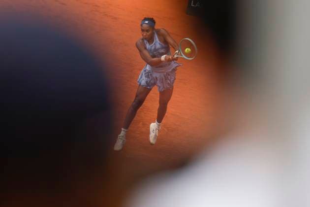 June 7, 2025, Paris, Paris, France: Coco Gauff (USA) in action during the tennis Grand Slam of Roland Garros 2025 ladies final match between Aryna Sabalenka (RUS) and Coco Gauff (USA) at Philippe Chatrier central court in Roland Garros Stadium - on June 07 2025.Paris - France Paris France - ZUMAb253 20250607_zsp_b253_058 Copyright: xLoicxBaratouxx