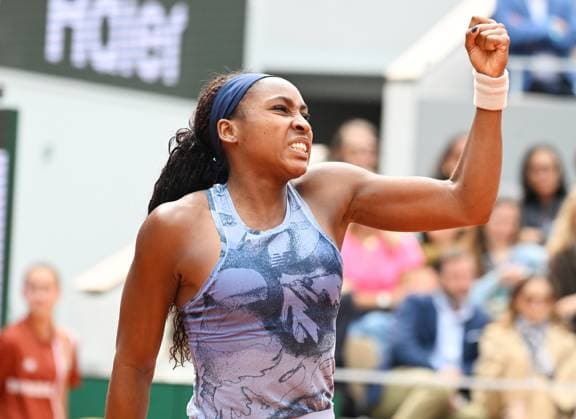 Roland Garros 2025, Grand Slam Tennis, Ladies Final, Paris, France, 6th June 2025 Coco Gauff (USA) in action during the 2025 French Open tennis Ladies Final at Roland Garros against Aryna Sabalenka Paris Roland Garros Paris FRA, UK NEWSPAPERS OUT Copyright: xRogerxParkerx