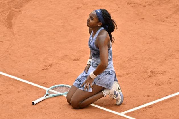 Coco Gauff beats Sabalenka to win French Open title PARIS, FRANCE - JUNE 7: Coco Gauff of US celebrates after winning against Aryna Sabalenka (not seen) during the Women s Singles final match on Day 14 of the 2025 French Open at Court Philippe-Chatrier in Paris, France on June 7, 2025. Burak Akbulut Anadolu Paris France. Editorial use only. Please get in touch for any other usage.  Copyright: x2025xAnadoluxBurakxAkbulutx