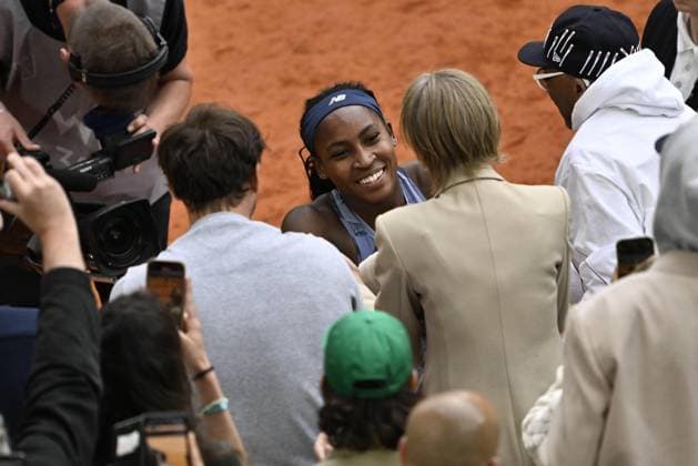 2025 Roland-Garros - Day 14 PARIS, FRANCE - JUNE 7: Coco Gauff of US celebrates after winning against Aryna Sabalenka (not seen) during the Women s Singles final match on Day 14 of the 2025 French Open at Court Philippe-Chatrier in Paris, France on June 7, 2025. Burak Akbulut Anadolu Paris France. Editorial use only. Please get in touch for any other usage.  Copyright: x2025xAnadoluxBurakxAkbulutx