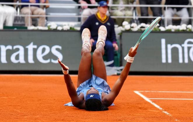 Coco Gauff celebrates on match point French Open Tennis, Day Fourteen, Tennis, Roland Garros, Paris, France - 07 Jun 2025 EDITORIAL USE ONLY No use with unauthorised audio, video, data, fixture lists, club league logos or live services. Online in-match use limited to 120 images, no video emulation. No use in betting, games or single club league player publications. Copyright: xJavierxGarcia Shutterstockx 15346223ai